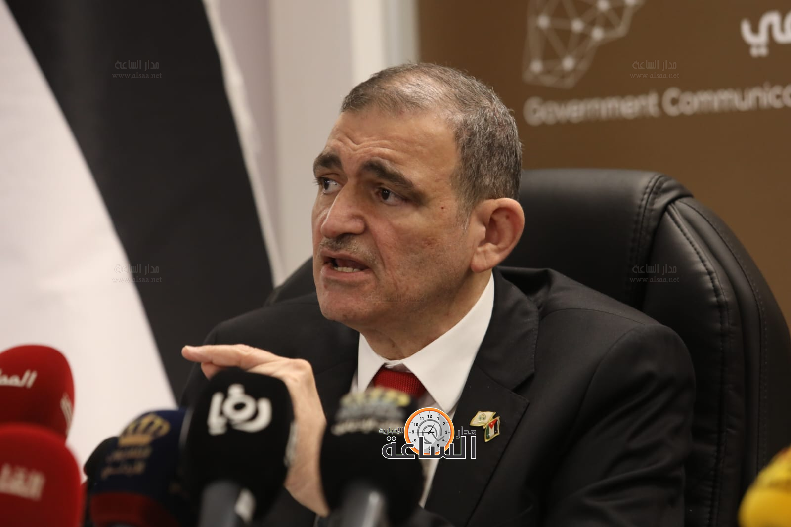 Madar Al-Saa Images 0.4698406843501448