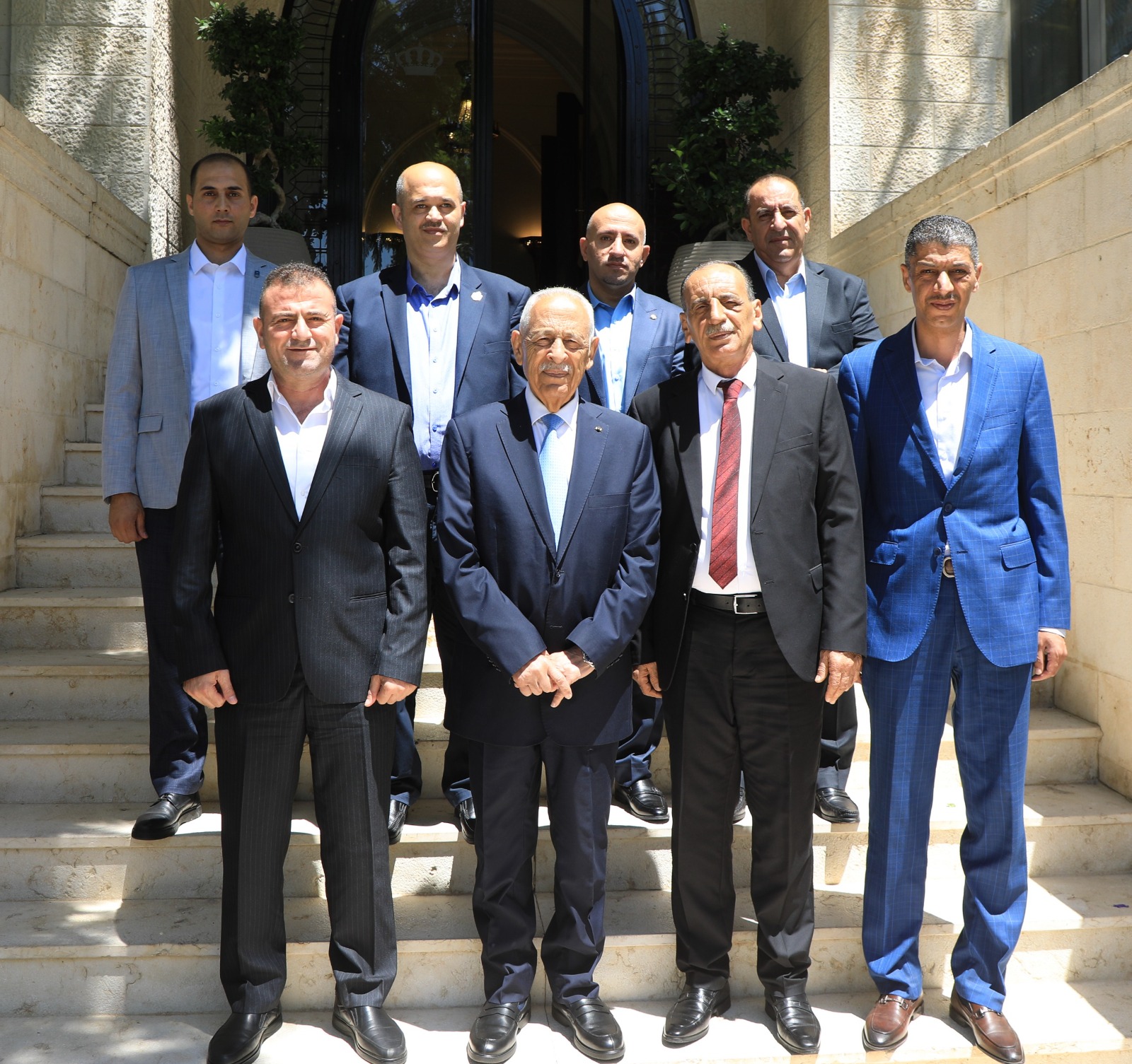 Madar Al-Saa Images 0.9697645871148564