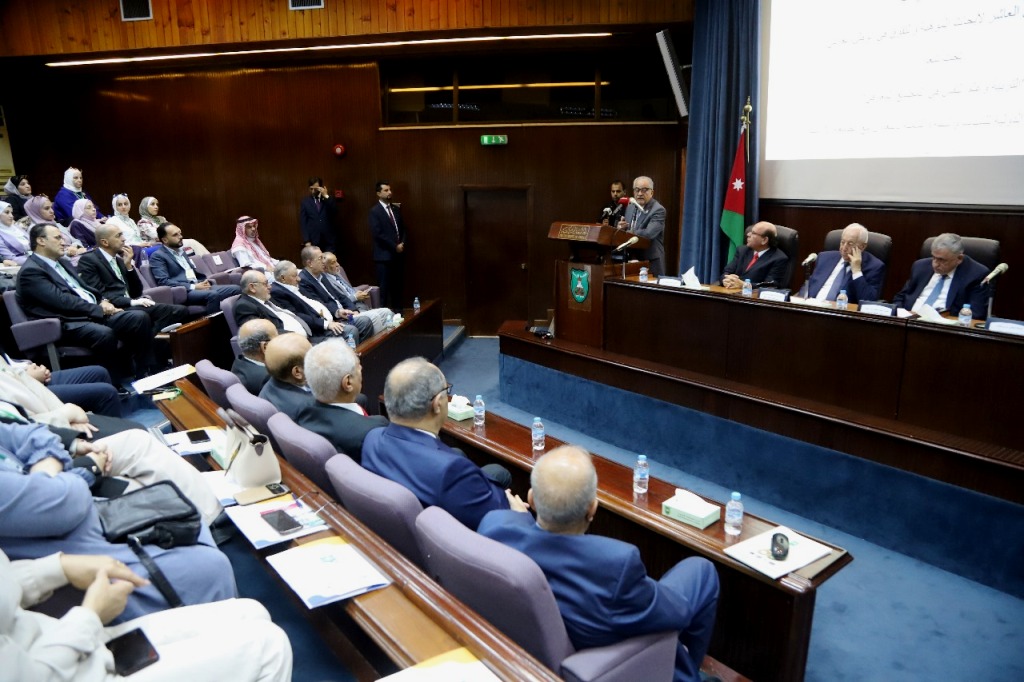 Madar Al-Saa Images 0.5575675671390534