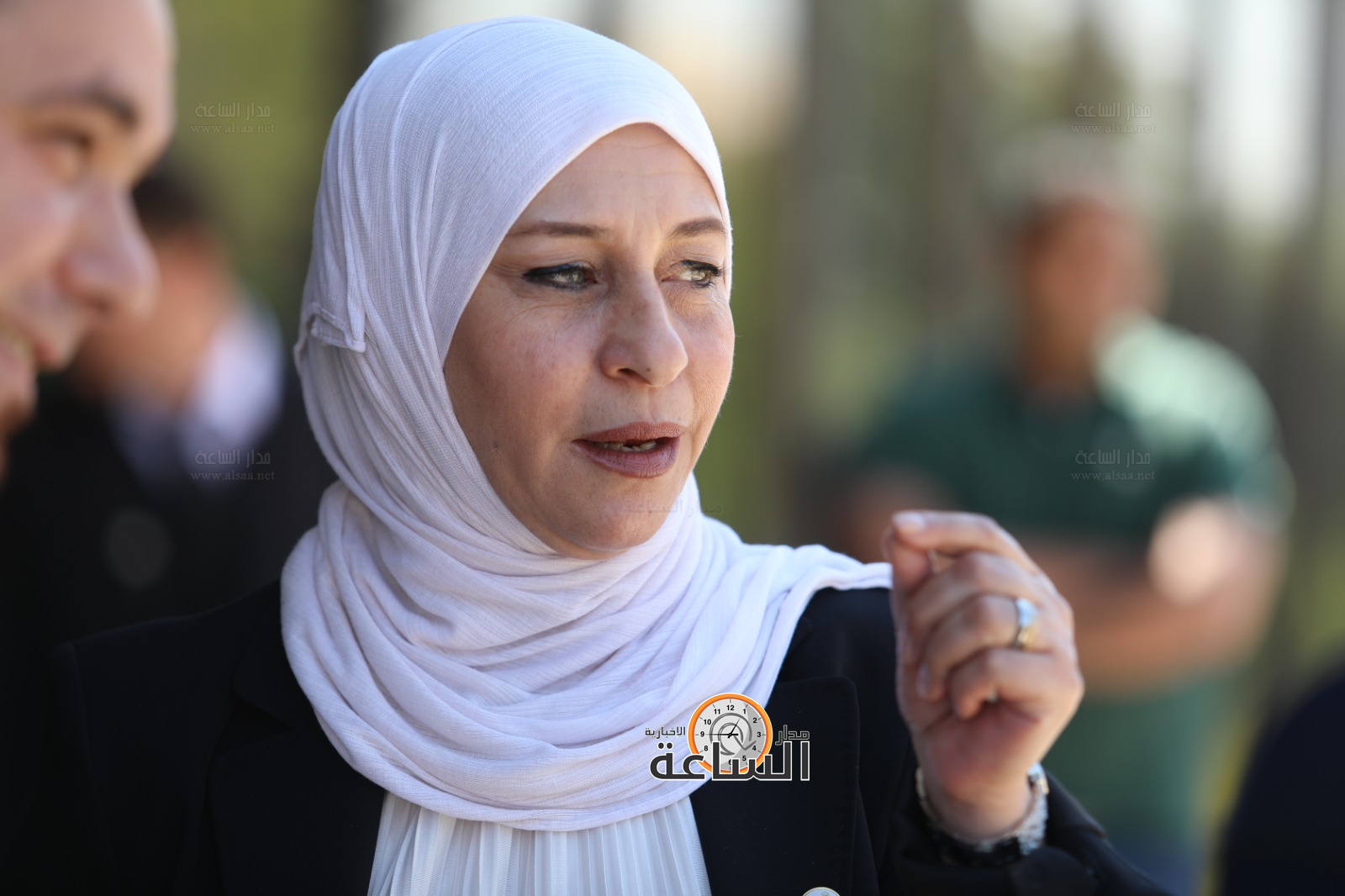 Madar Al-Saa Images 0.7269422341687402