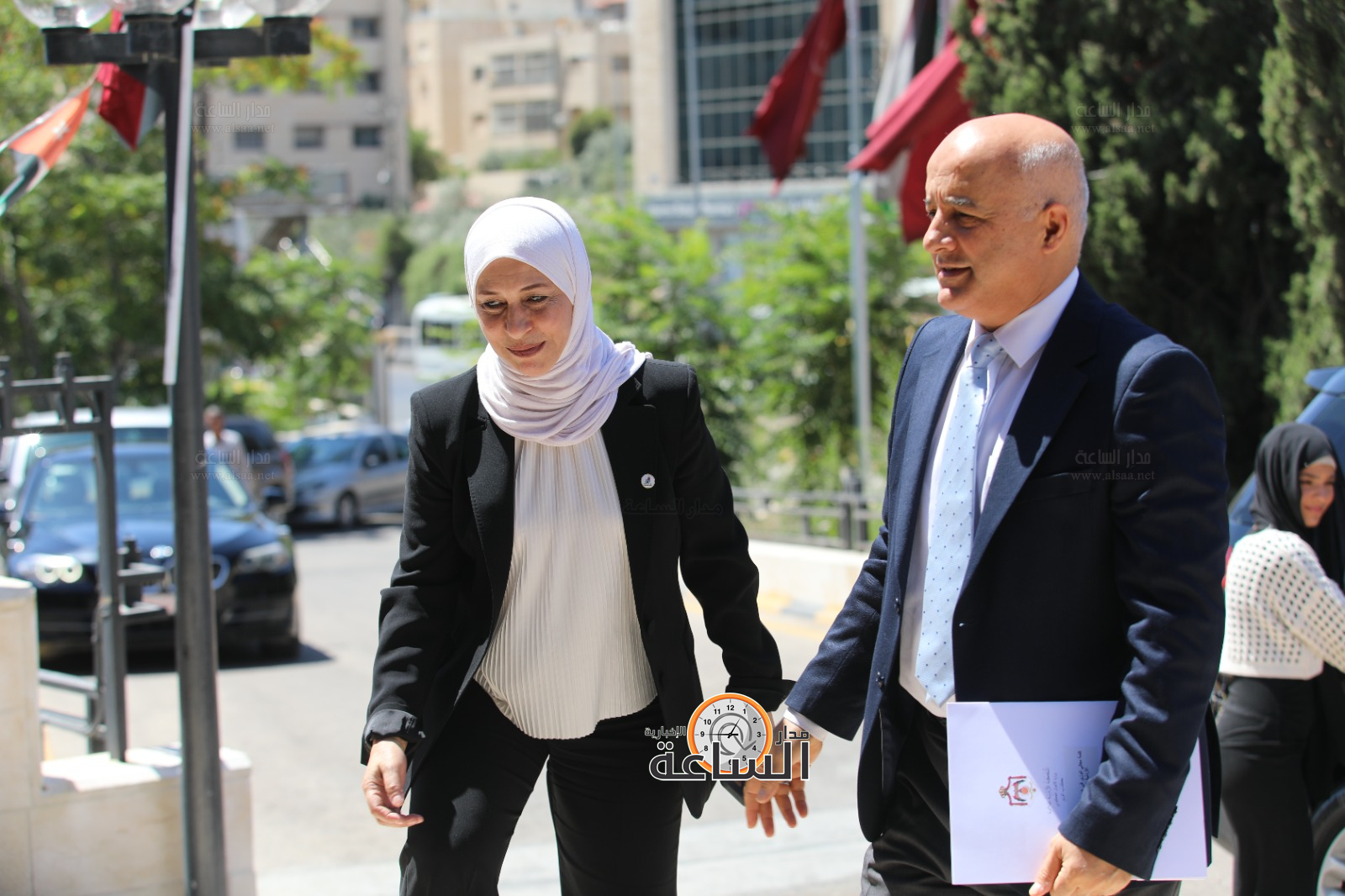 Madar Al-Saa Images 0.4990026113608337