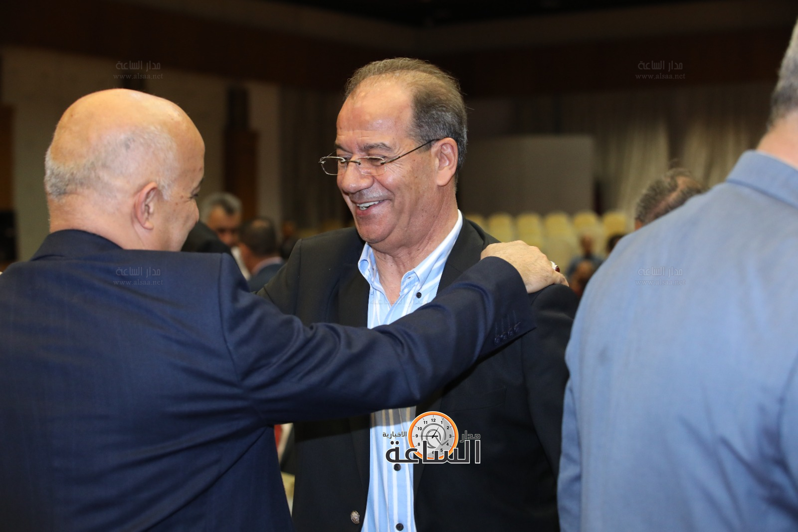 Madar Al-Saa Images 0.4831410908110305