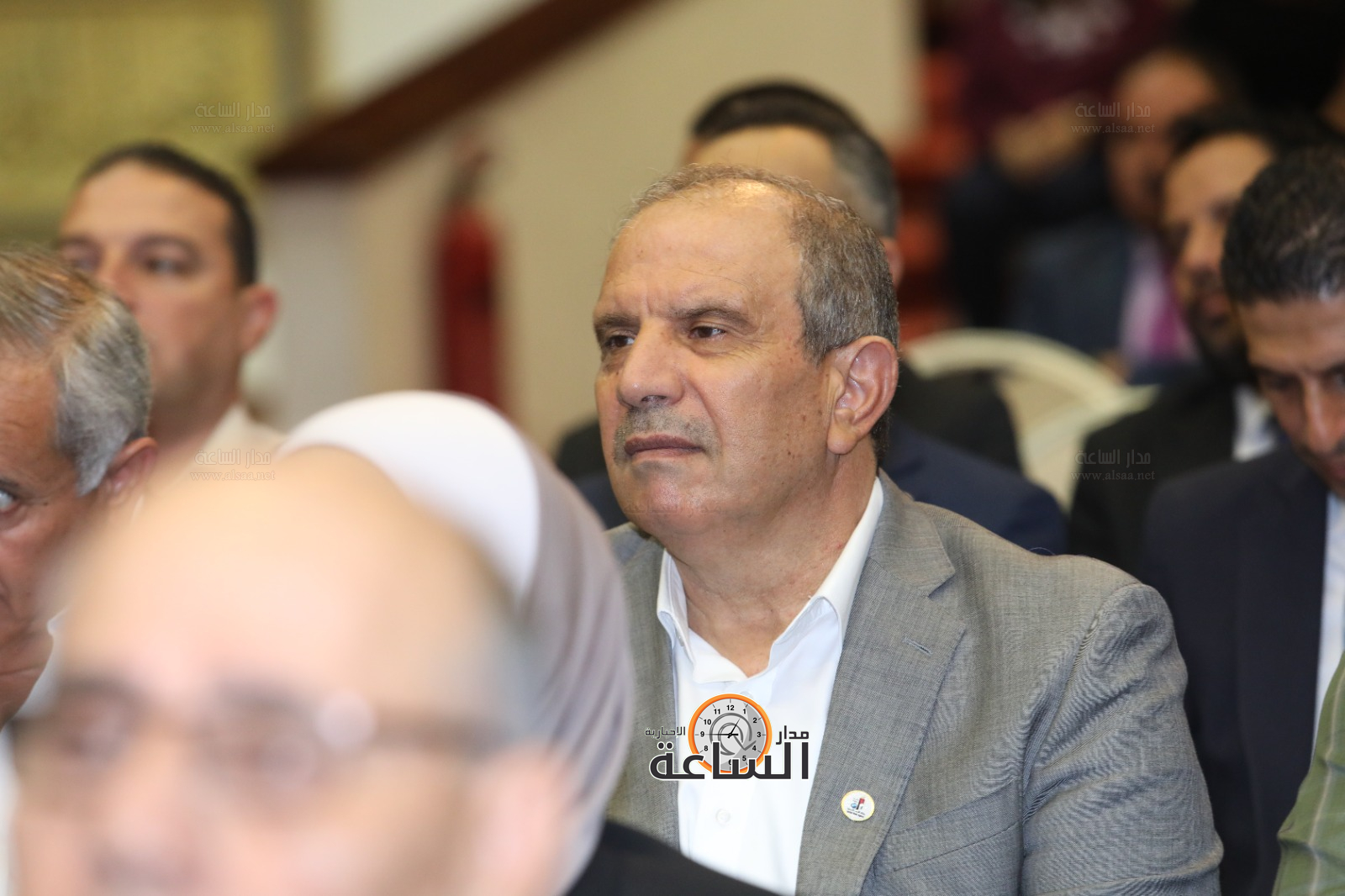 Madar Al-Saa Images 0.9955772308256954