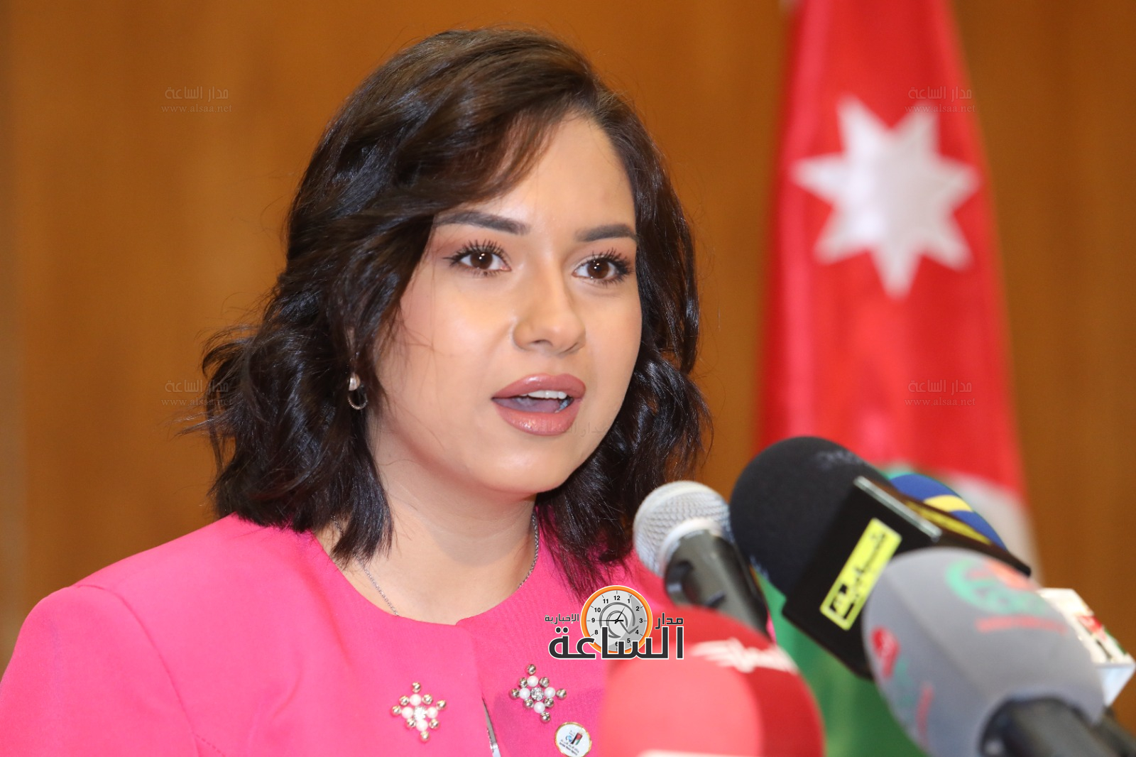 Madar Al-Saa Images 0.1527778263312214