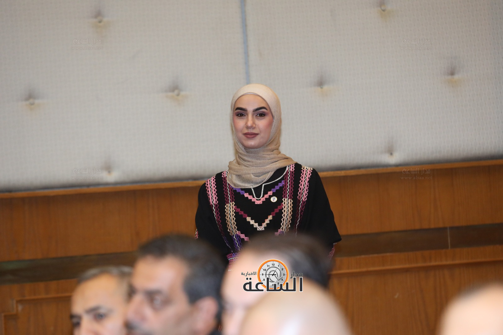 Madar Al-Saa Images 0.018407430817963366