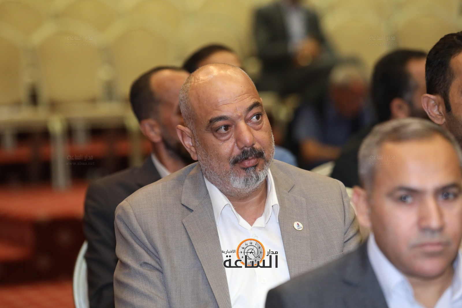 Madar Al-Saa Images 0.4258142406490806