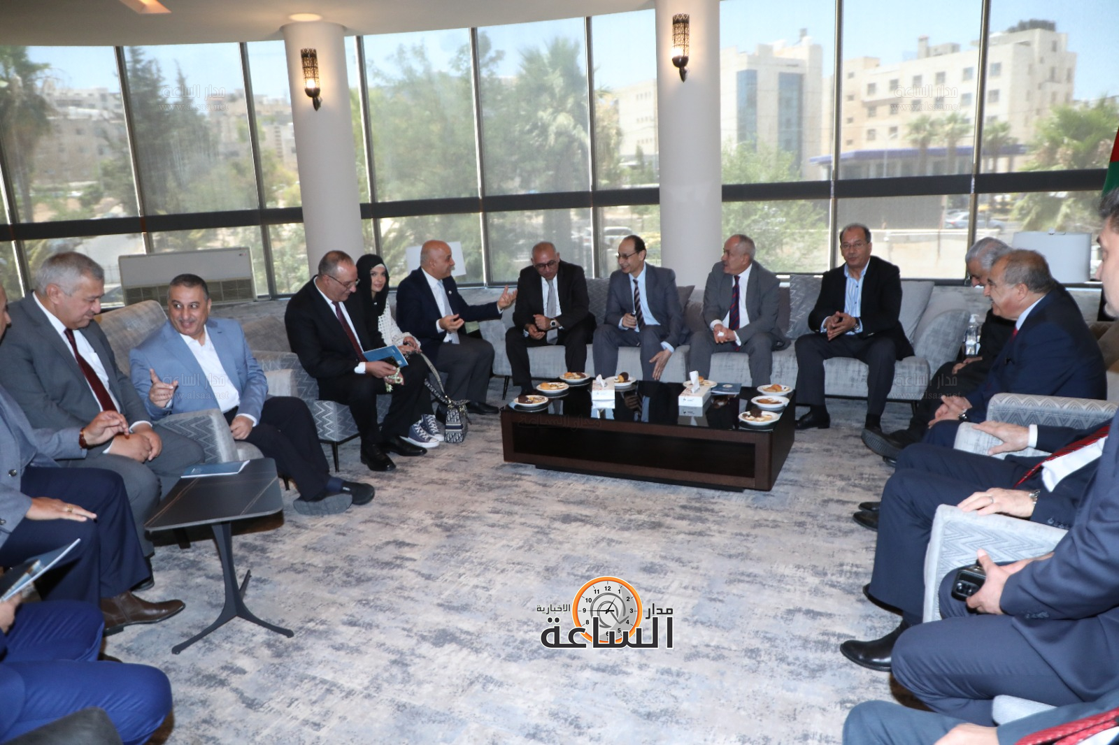 Madar Al-Saa Images 0.1621970653915008