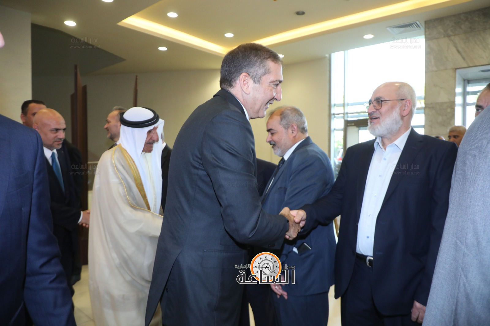 Madar Al-Saa Images 0.6403437356385686