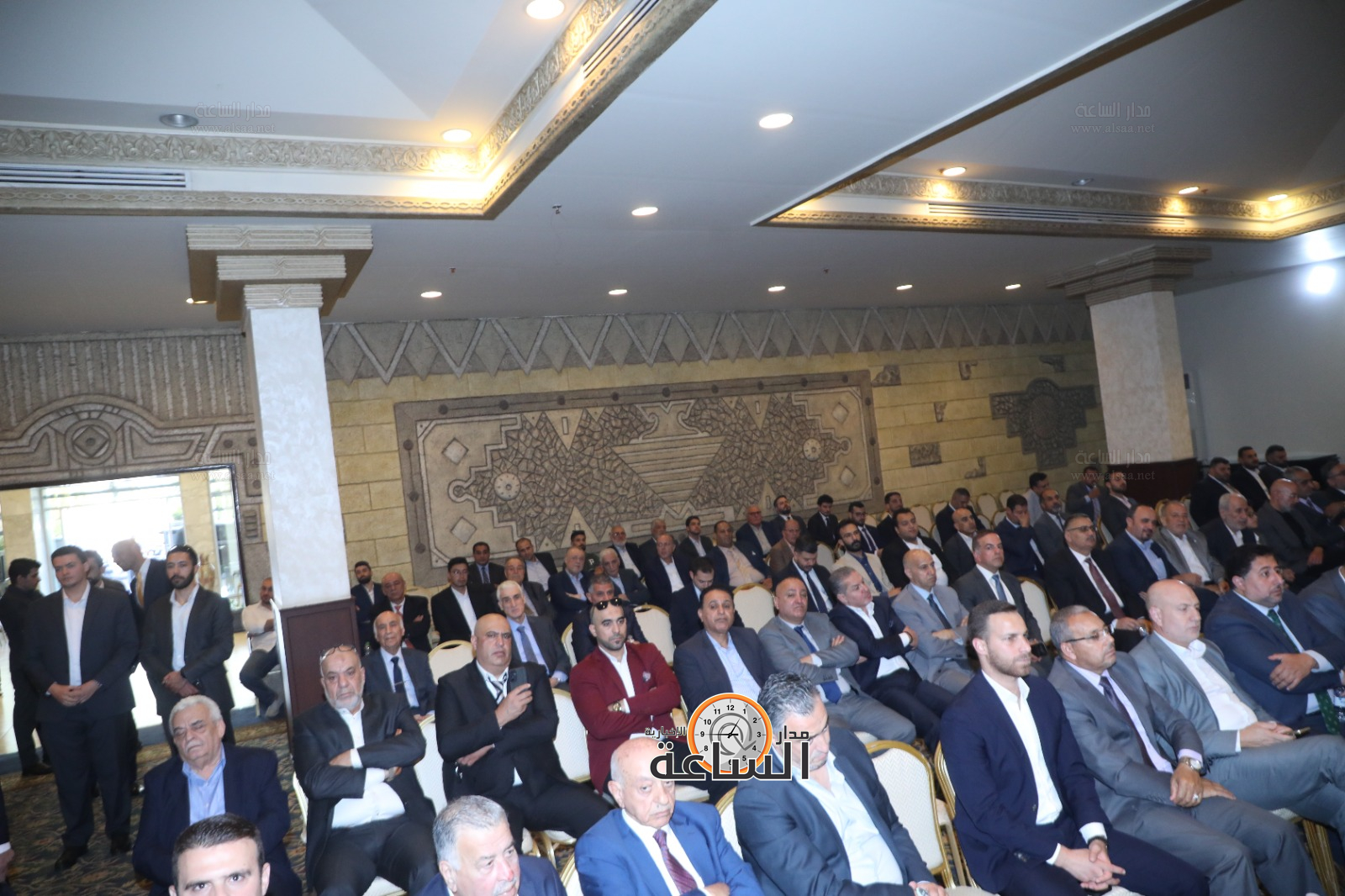 Madar Al-Saa Images 0.7864910509411698