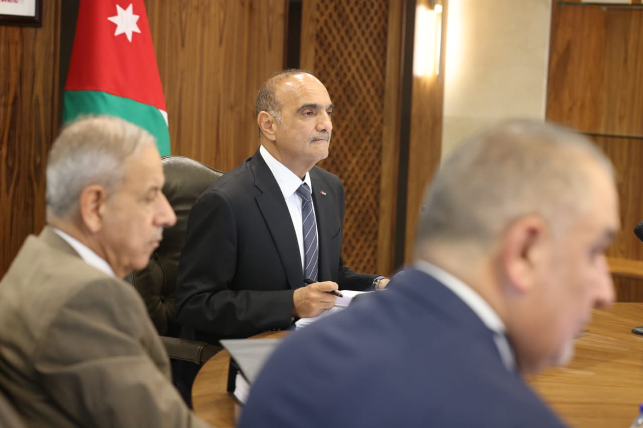 Madar Al-Saa Images 0.6187818366607003