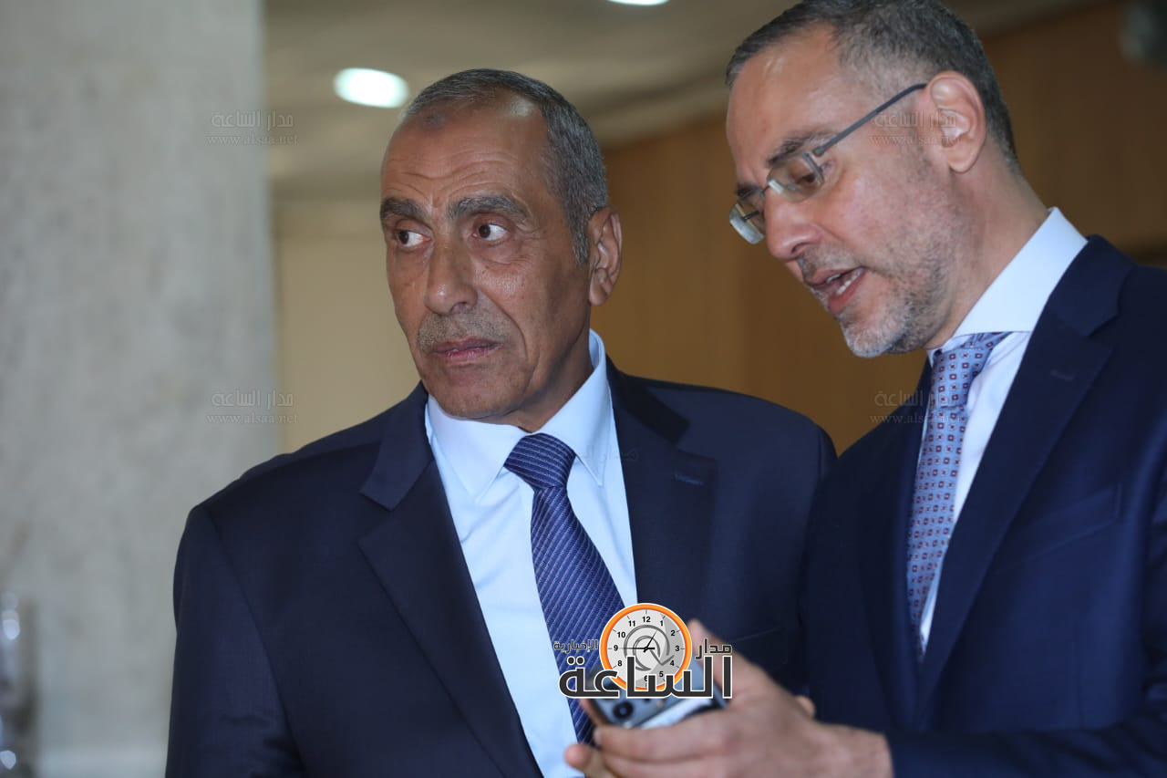 Madar Al-Saa Images 0.009722539362329696