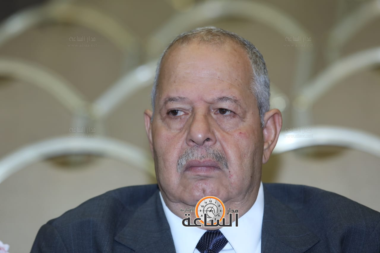 Madar Al-Saa Images 0.6041821900098823