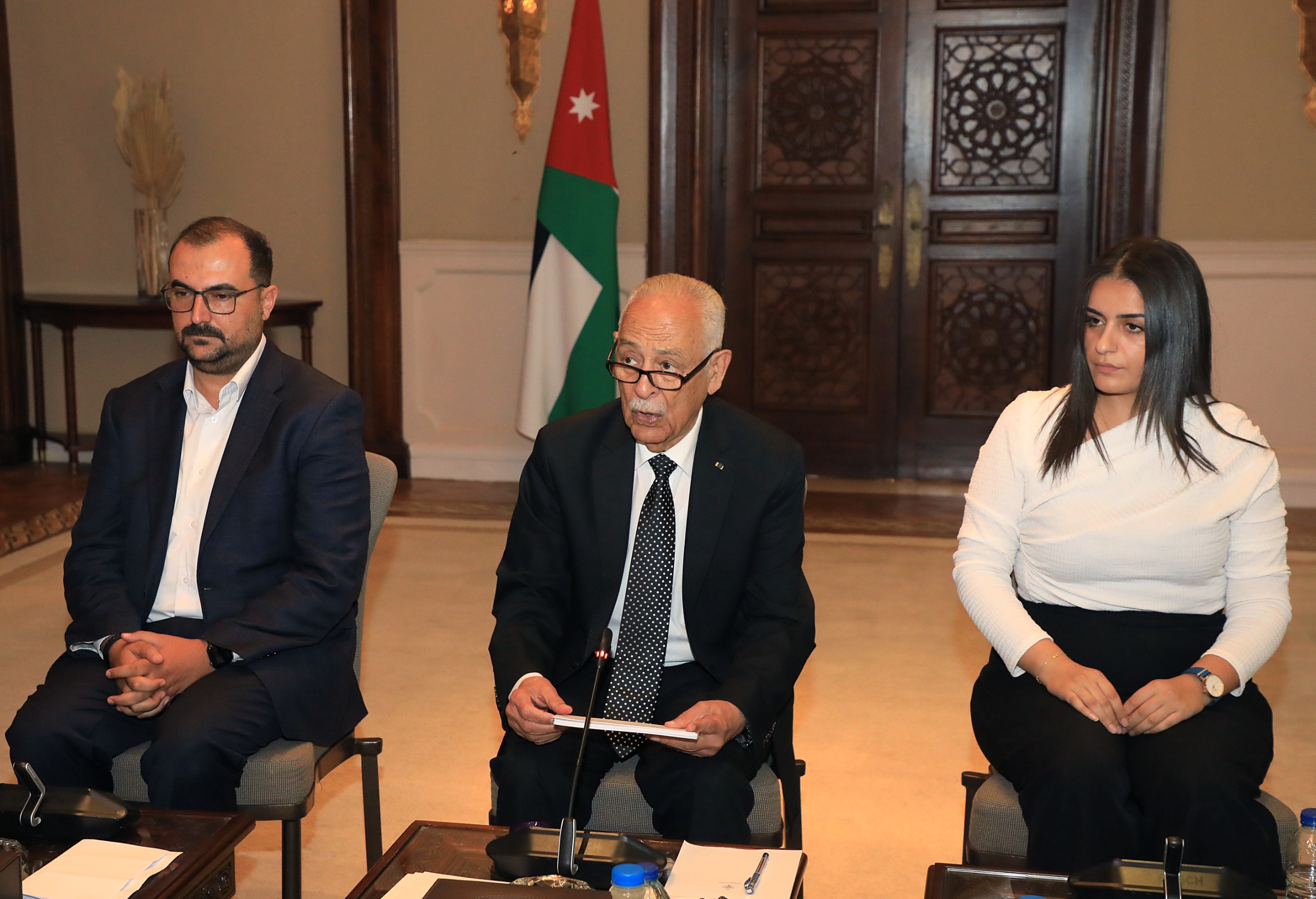 Madar Al-Saa Images 0.6094990253404031