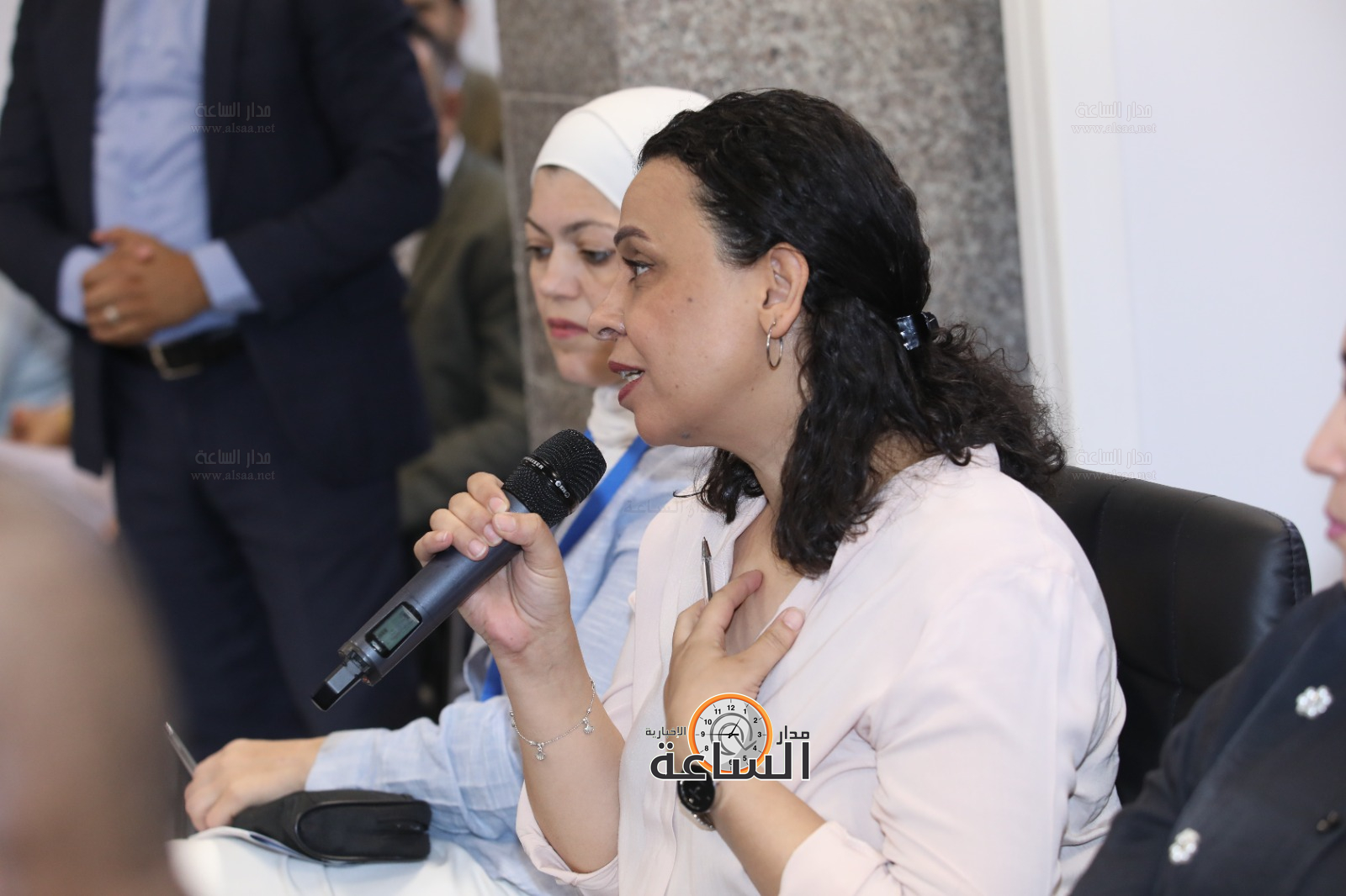 Madar Al-Saa Images 0.134503520337242