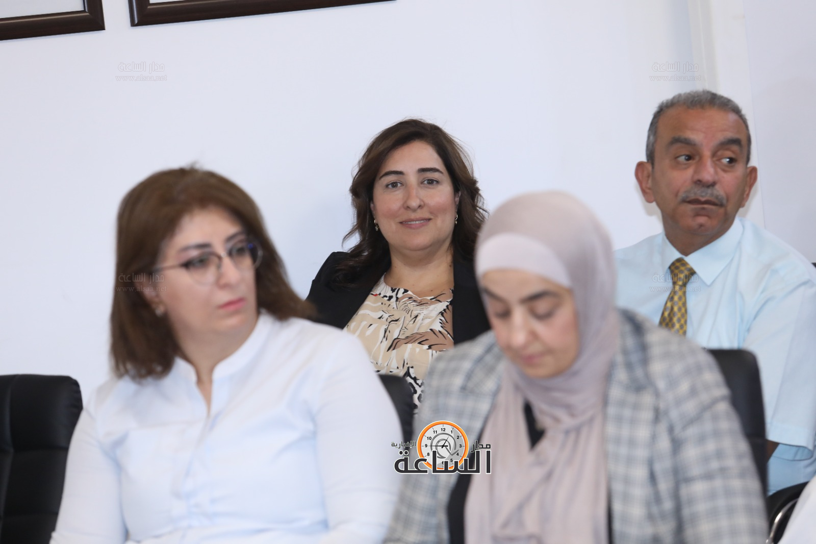 Madar Al-Saa Images 0.07377372640294433