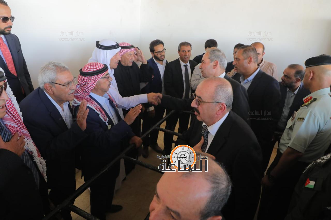 Madar Al-Saa Images 0.22690063048913323