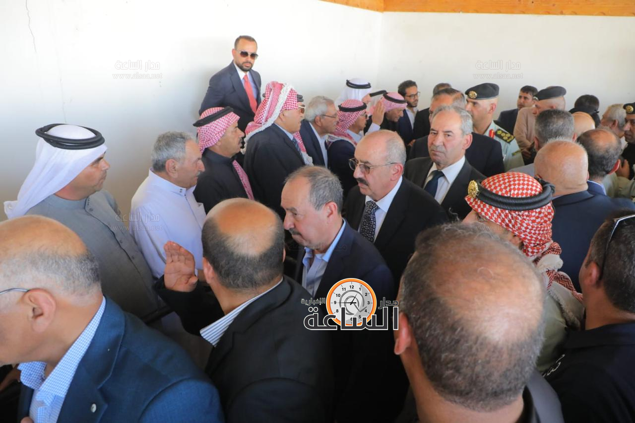 Madar Al-Saa Images 0.8658443639976927