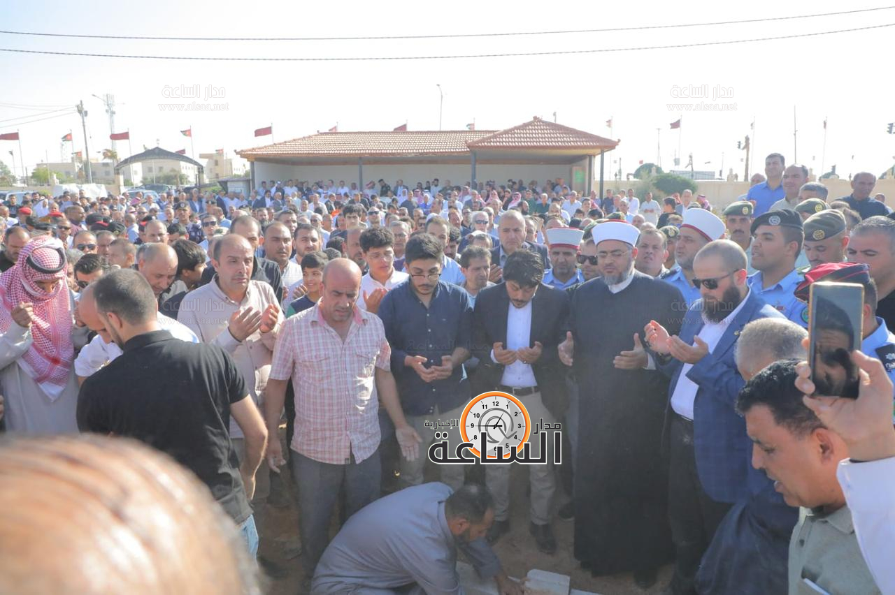 Madar Al-Saa Images 0.8838040776727334