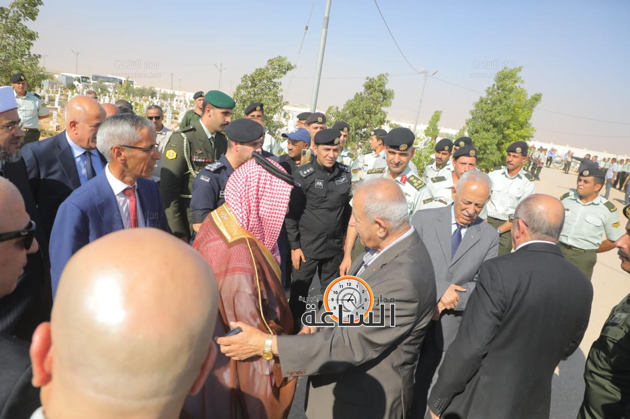 Madar Al-Saa Images 0.594482455498845