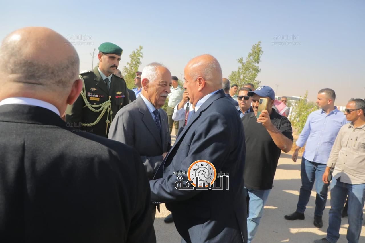 Madar Al-Saa Images 0.4275997269982119