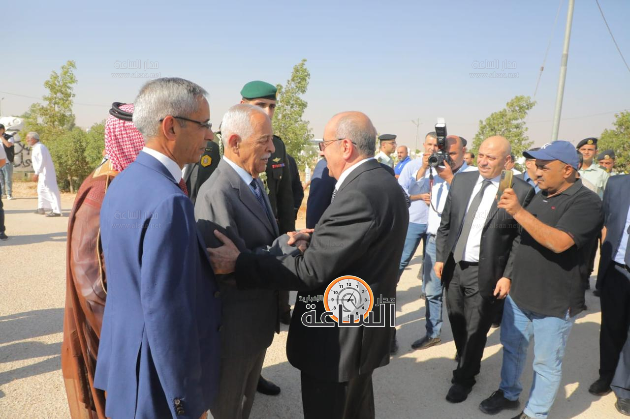 Madar Al-Saa Images 0.7401707219072122