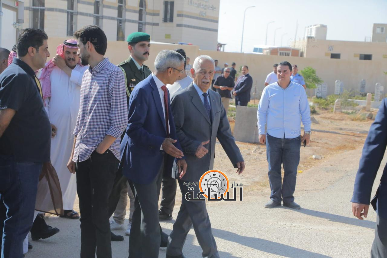 Madar Al-Saa Images 0.2387960608523545