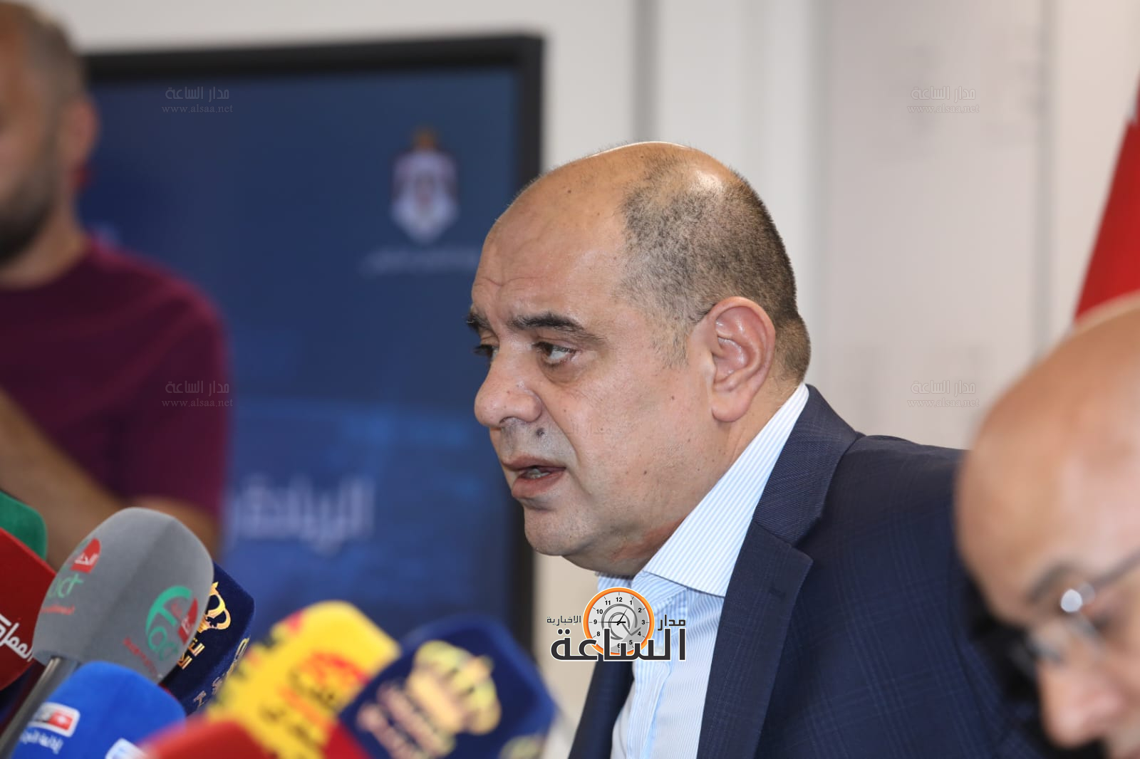 Madar Al-Saa Images 0.9724175769948651