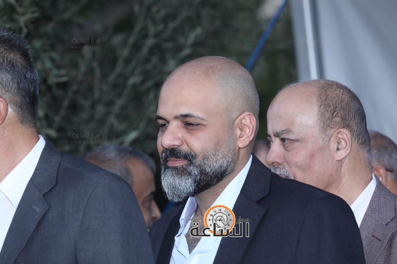 Madar Al-Saa Images 0.4831959352254831