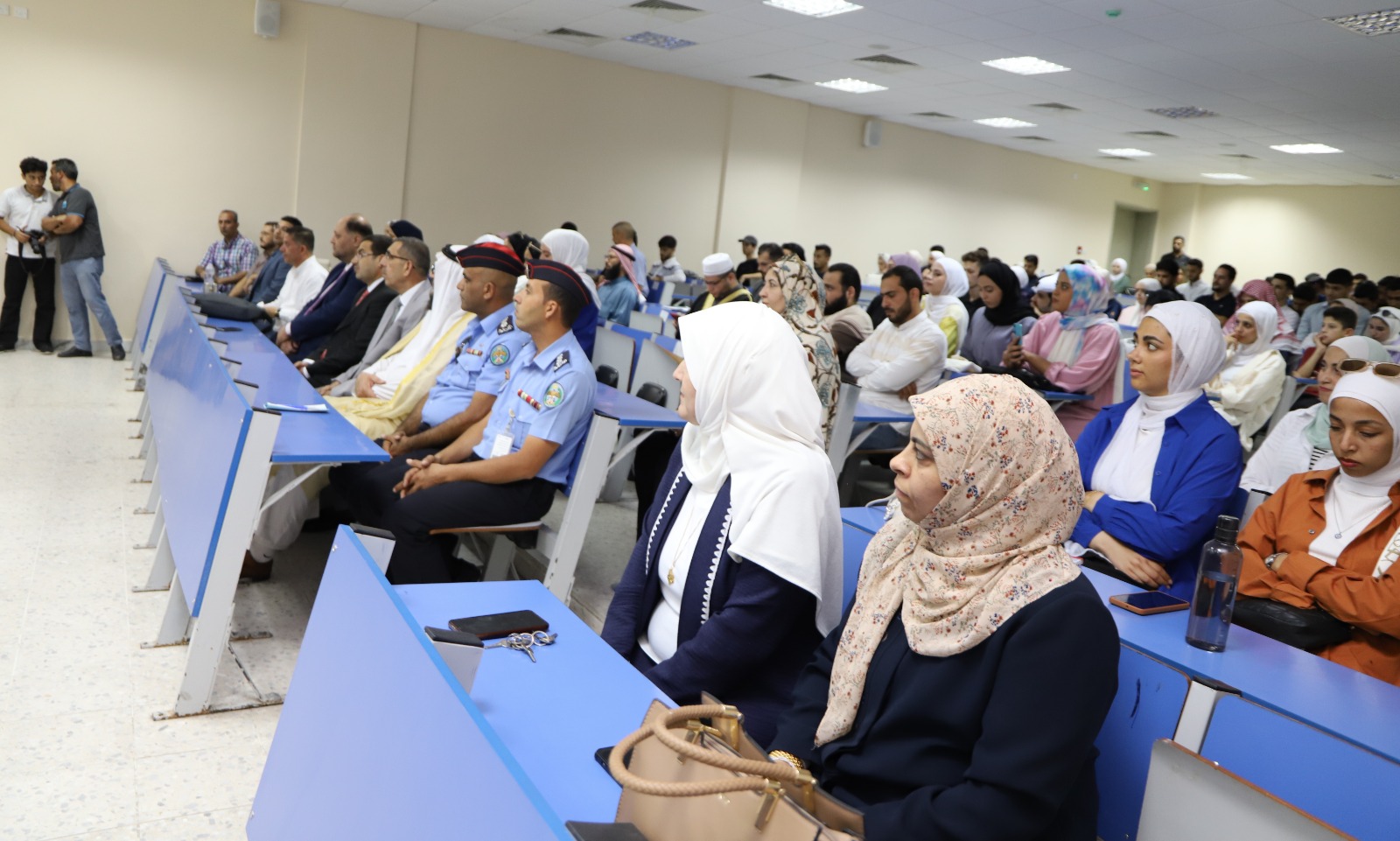 Madar Al-Saa Images 0.10094248374568915