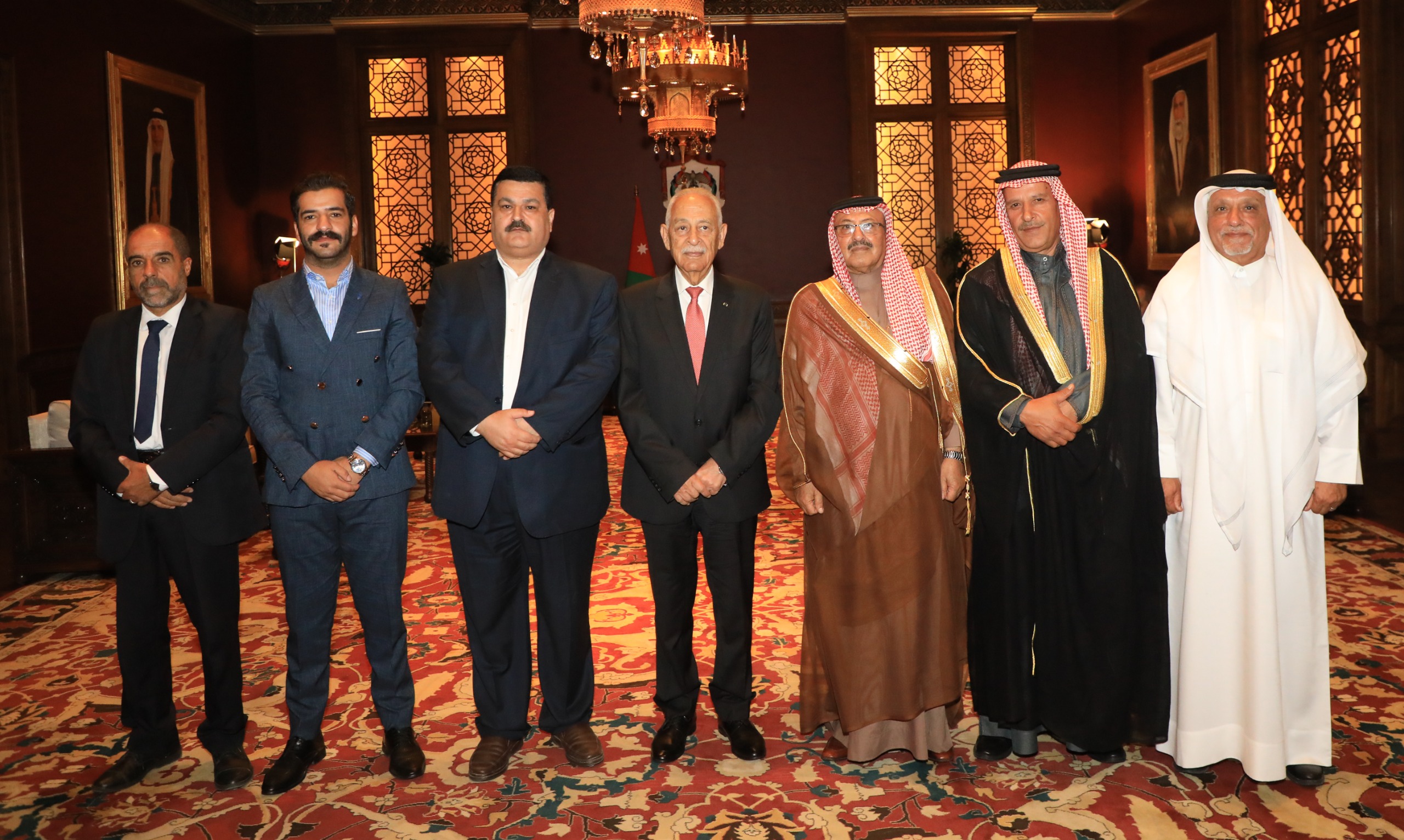 Madar Al-Saa Images 0.9060497322541652