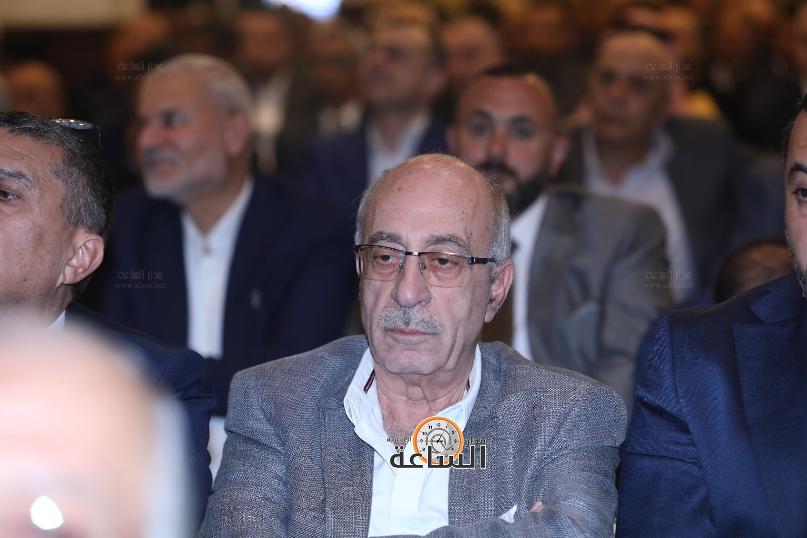 Madar Al-Saa Images 0.39818123164059593