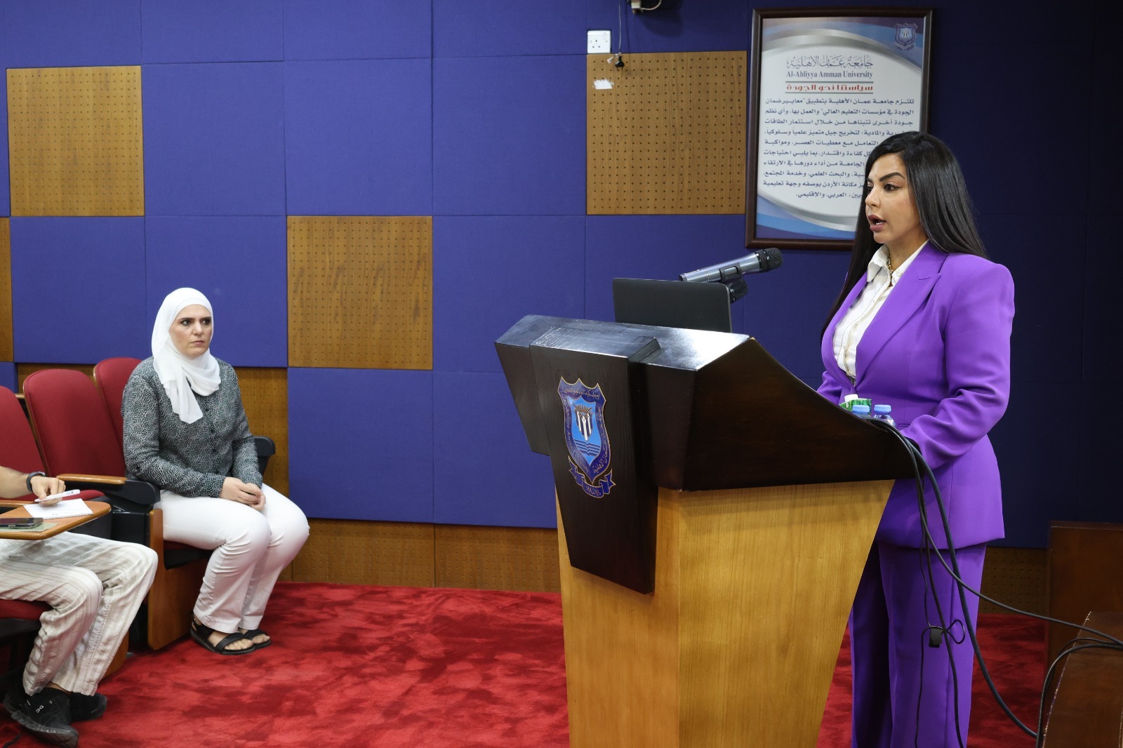 Madar Al-Saa Images 0.37863186422887285