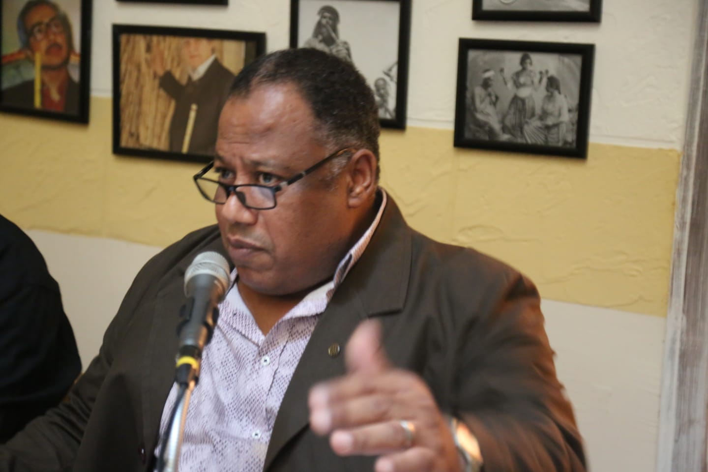 Madar Al-Saa Images 0.3597422513651751