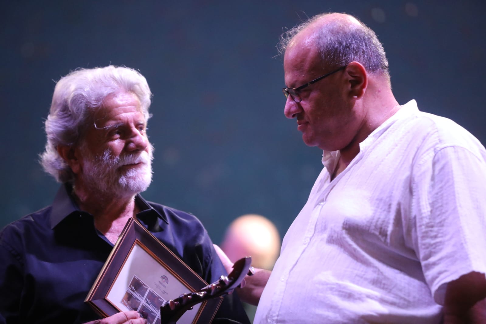 Madar Al-Saa Images 0.8981750960767321