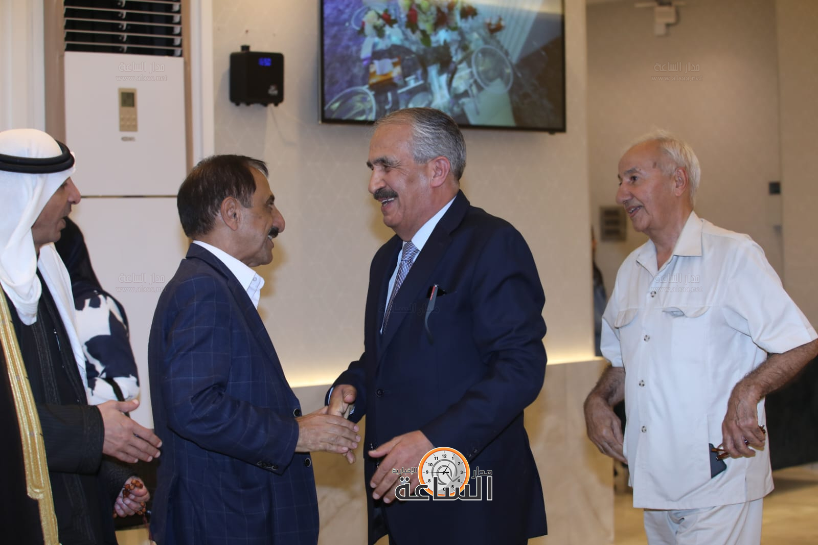 Madar Al-Saa Images 0.2597577031875171