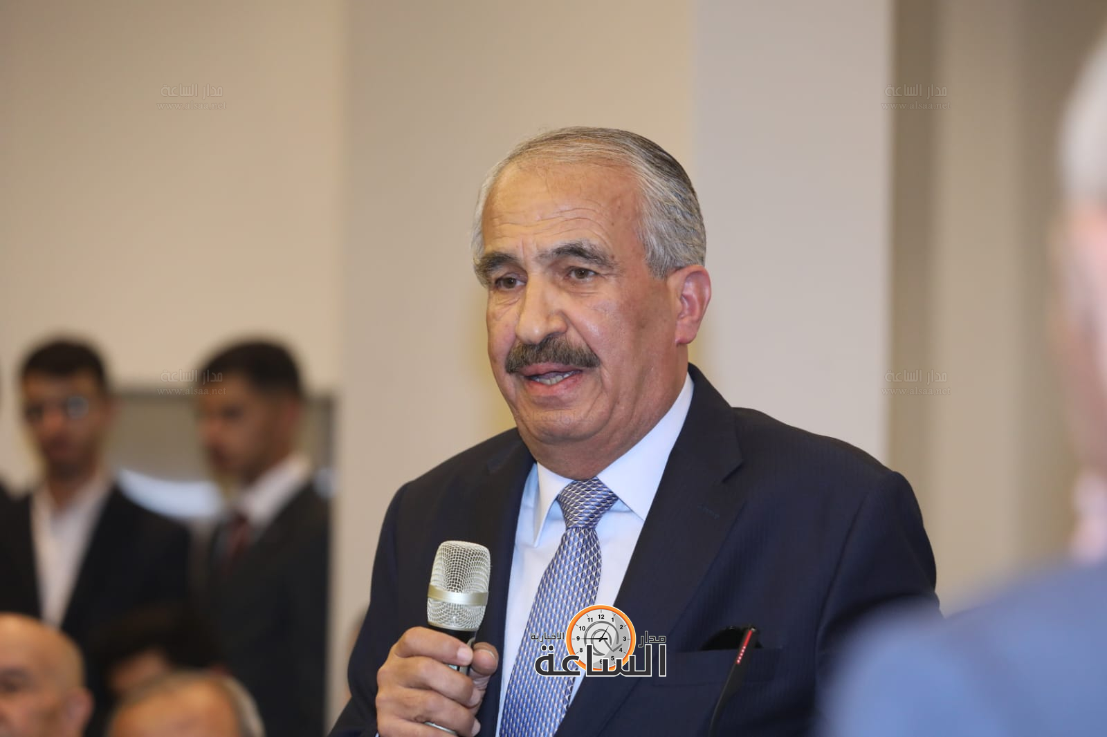 Madar Al-Saa Images 0.4639247546298415