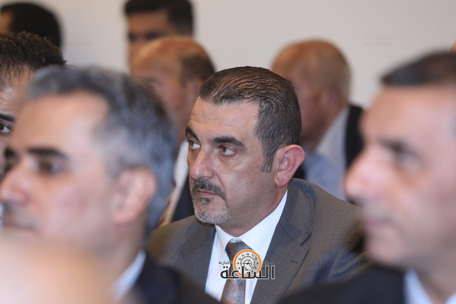 Madar Al-Saa Images 0.4637158445608769