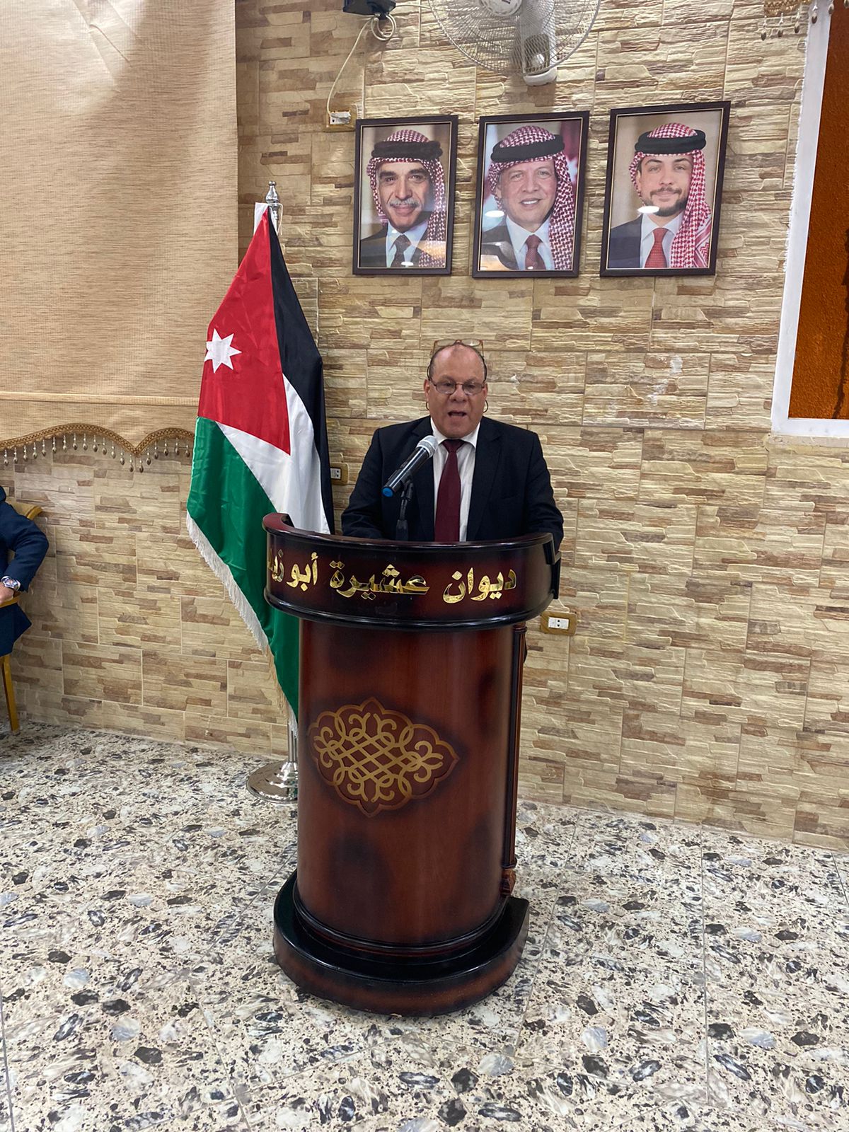 Madar Al-Saa Images 0.16879310193122676