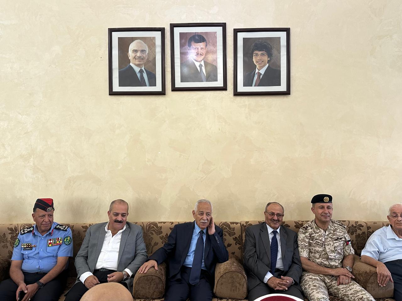 Madar Al-Saa Images 0.9745813827862082