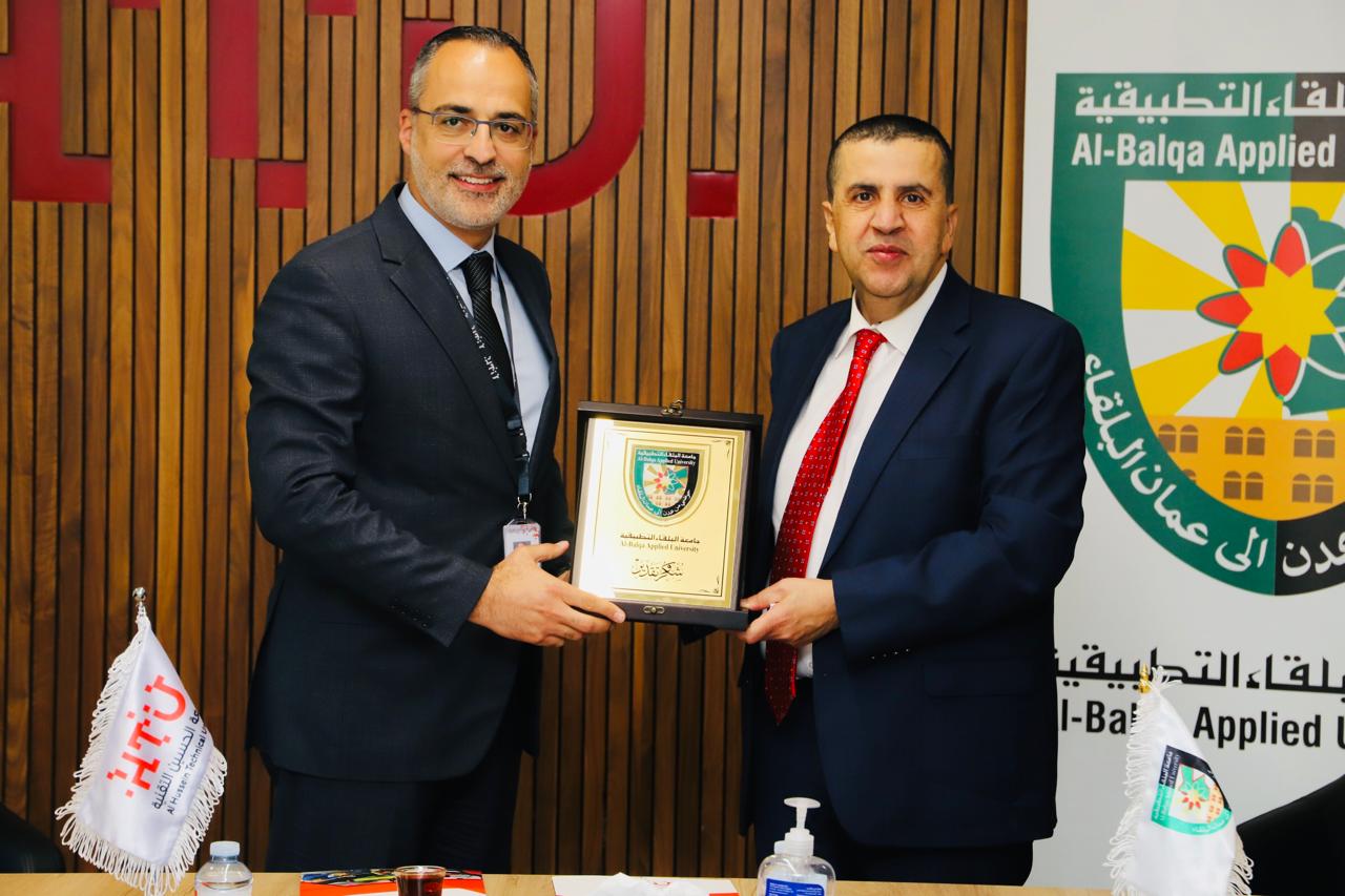 Madar Al-Saa Images 0.4091628239384377