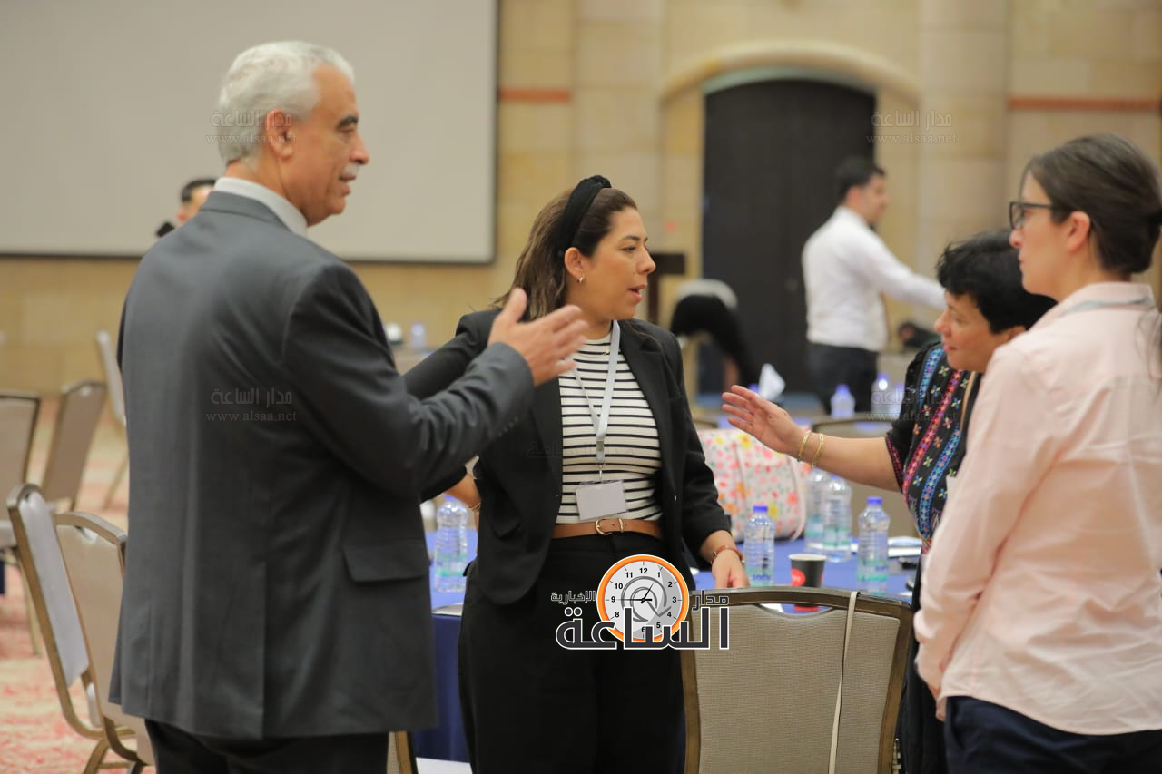 Madar Al-Saa Images 0.6194443907548095