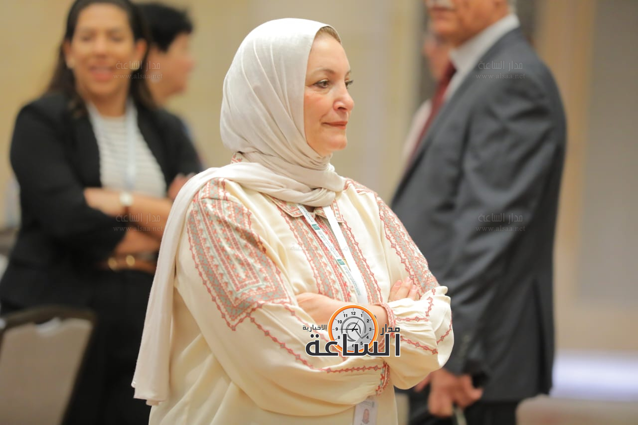 Madar Al-Saa Images 0.7394778595504559