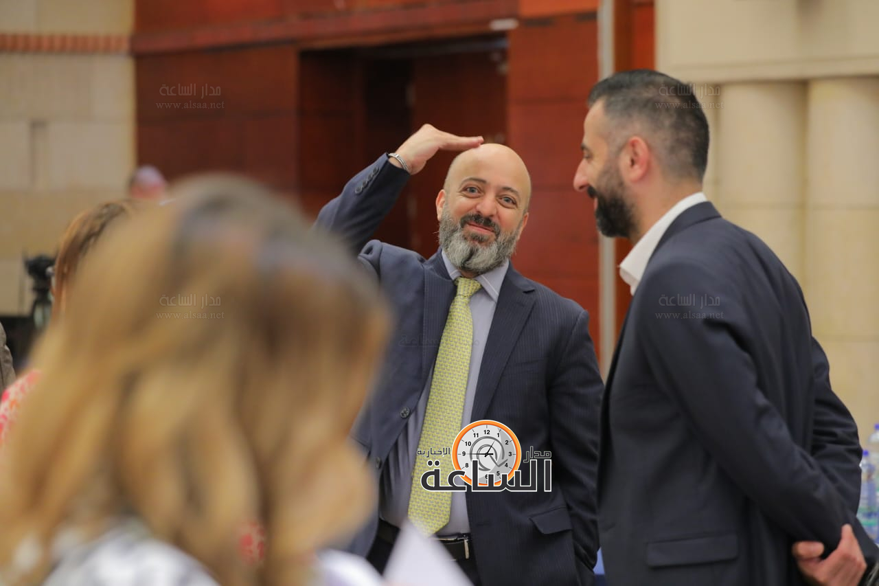 Madar Al-Saa Images 0.11328463459082405