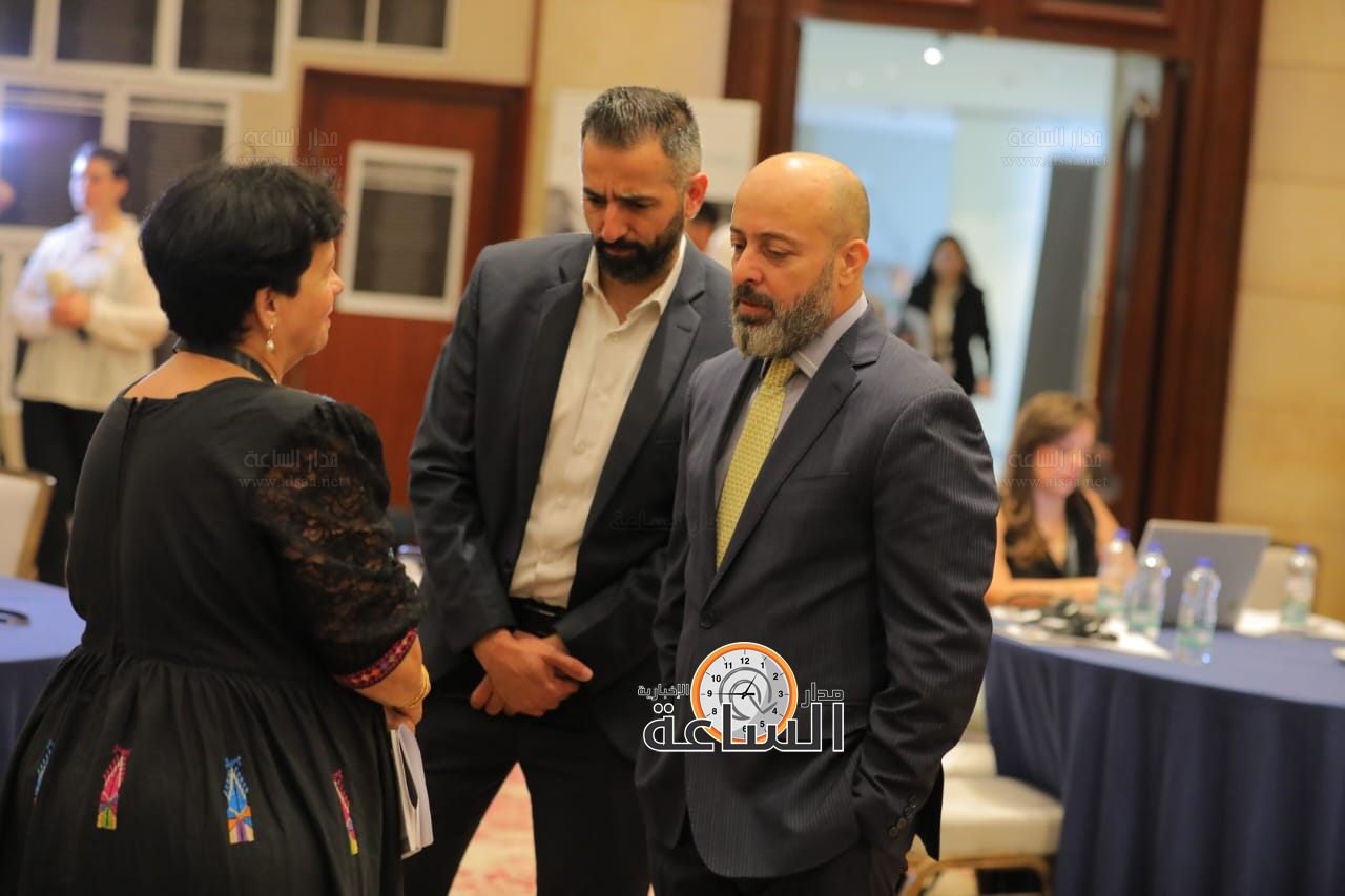 Madar Al-Saa Images 0.02184321479390139