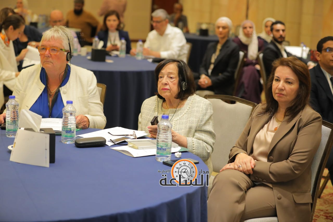 Madar Al-Saa Images 0.33335142298468146