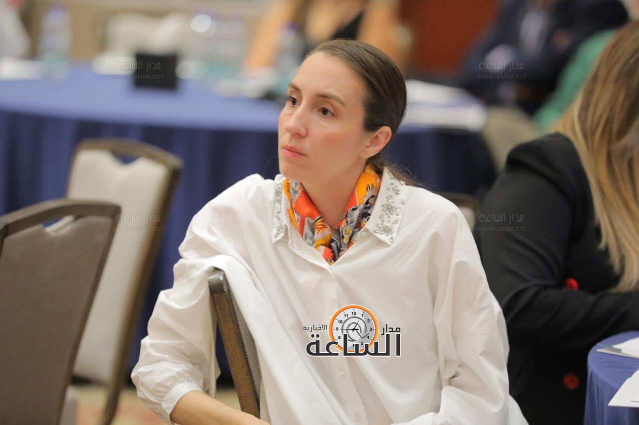 Madar Al-Saa Images 0.24563050388816676