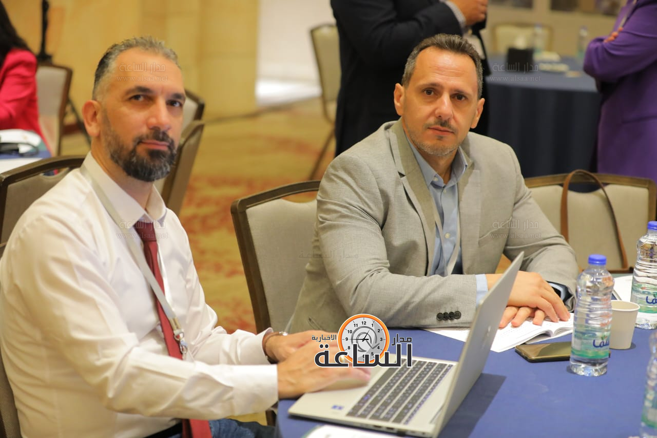 Madar Al-Saa Images 0.22217385146061375