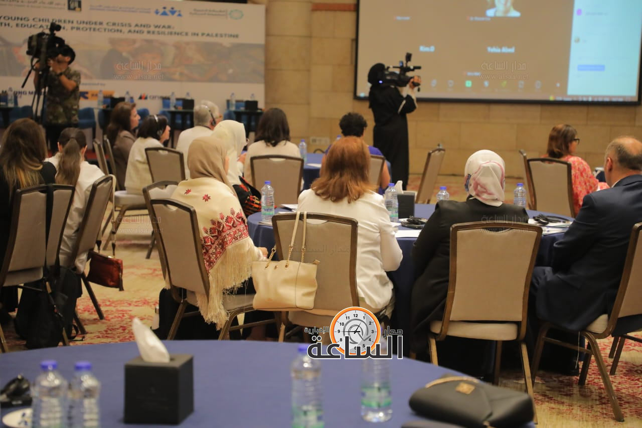 Madar Al-Saa Images 0.13896565065335897