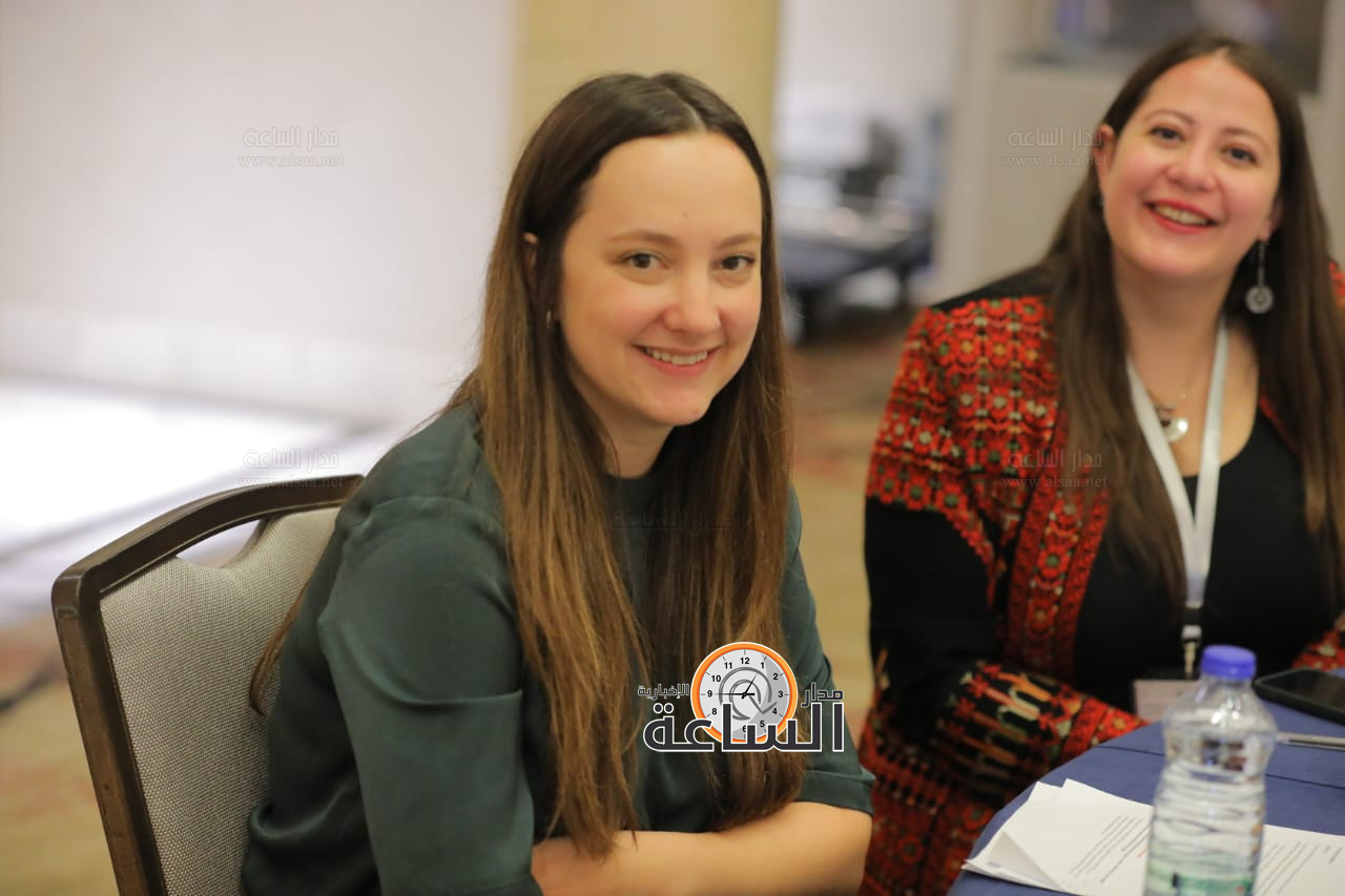 Madar Al-Saa Images 0.047000397392774174