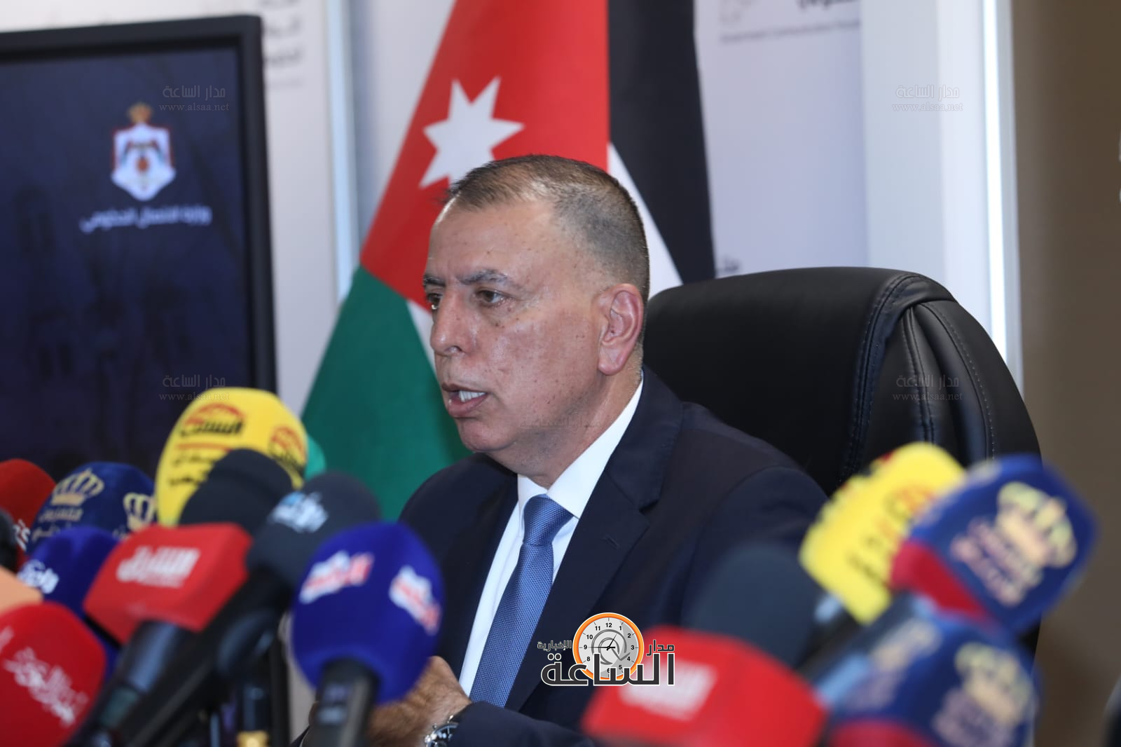 Madar Al-Saa Images 0.9215782240064272